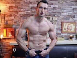 0MuscleManXXX