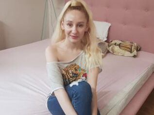 ARYIANAA