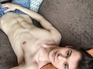 ASHTON_B