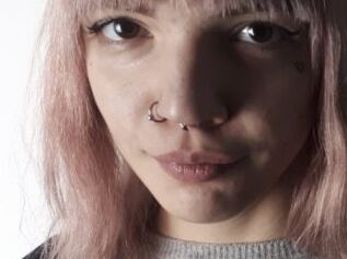 Adriana_Ray