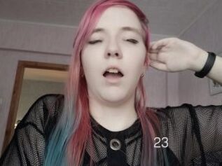 AlanaHot23