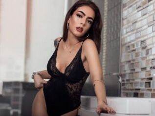 AlessiaCross