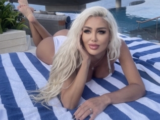 Alexa_Fay