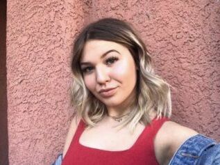 Ally_Baker