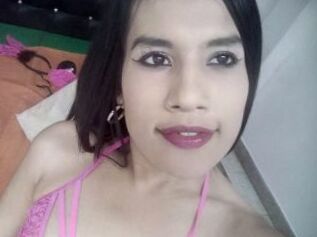 AmberSuckssTs