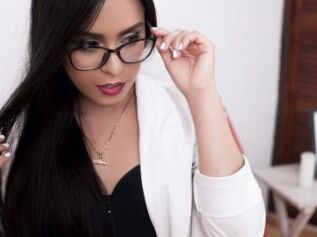 Angelina_Stone