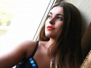 Anna_Hope