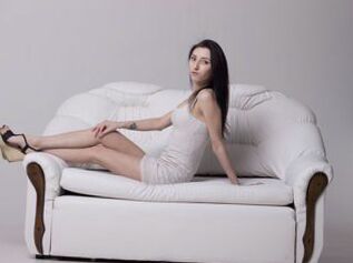 AnnaloveLive