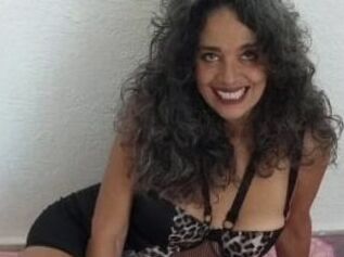Arianna_Belle