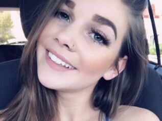 Arianna_Rivers