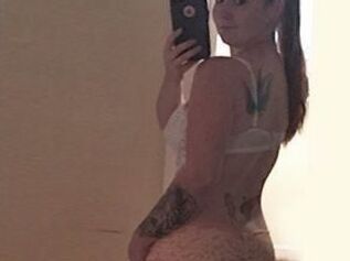 Ashlyn_