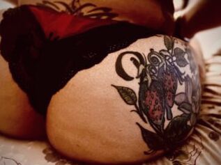 Assfordays_sexyred