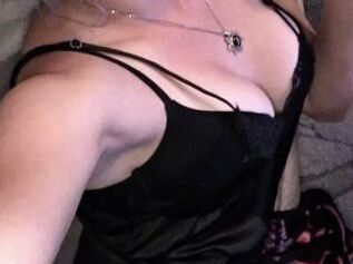 Ava_Kennedy