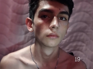 Aaronnsmithh19