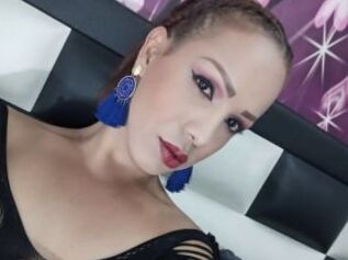 Abby_latina