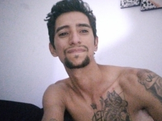 Adam_hott