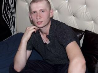 Adamhaves