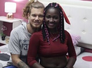 Africaandredhot