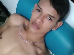Alejocutehot