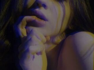 Ali_white