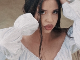 Ameliaabrian