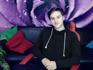 Andrewstoun