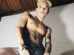 Aronboyhot