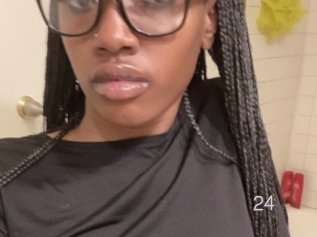 Ashleylovely24