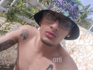 Axel018