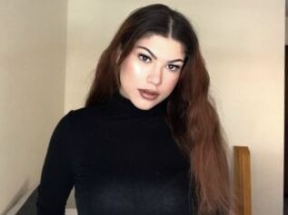 Bela_Honey