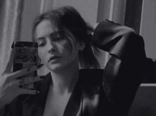 Bella_Clapton