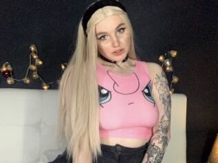 Bella_Jays