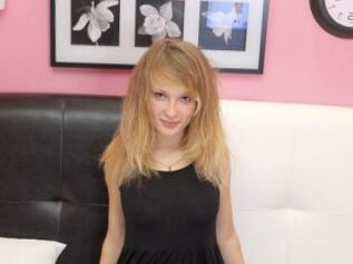 BlondieAmanda