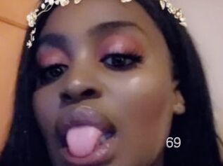 Bootylovee69