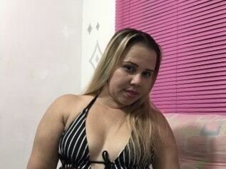 Blondxsexyk