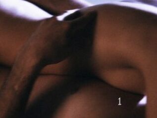 COUPLE_HOT1