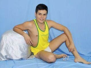 CUTEBOYX27