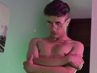 Cameron_Villalobos