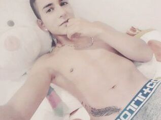 Camii_Hot