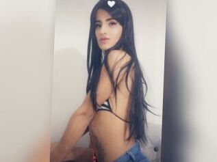 CharllotteCameroom