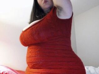 ChubbyLIttleWitch