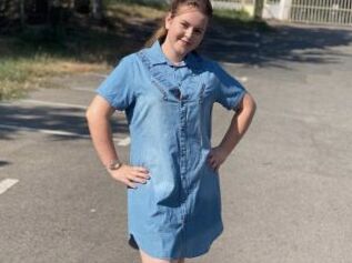 CurvyPam