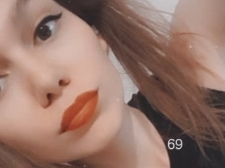 Charlottee69