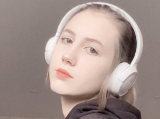 Chloeandrade