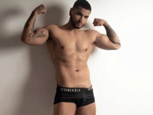 Chrisharrys