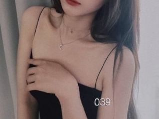 Clara039