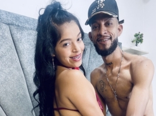 Clarisaandaaron