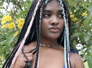 Cristalsquirt69