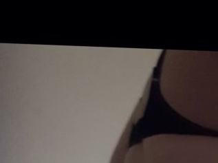 Curvyred_x