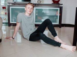 DAMIEN_BEAUTY